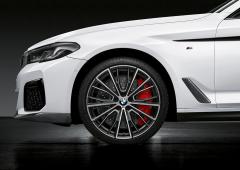 Exterieur_bmw-m-performance-serie-5-et-m5-competition_4
                                                        width=